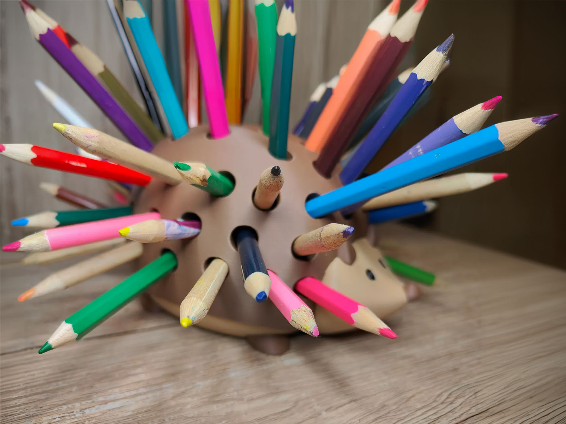 Pencil Hedgehog par TheCraftyMaker