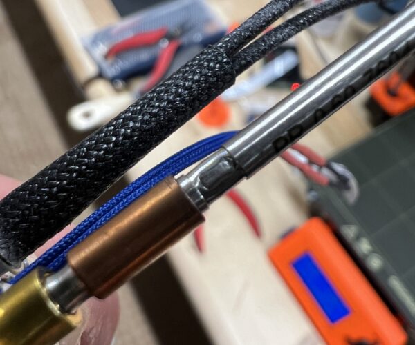 Flat indentation on nozzle tube