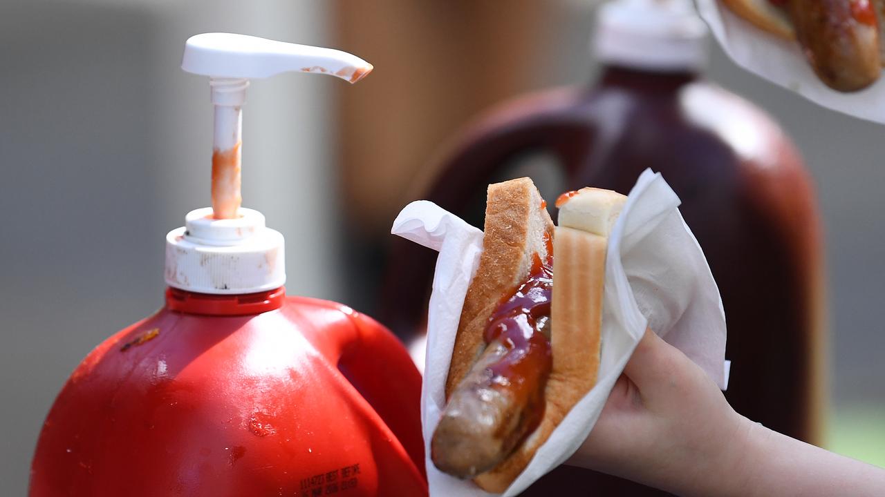 There was also a sizeable turnout for democracy sausages on polling day. (Jono Searle/AAP PHOTOS)
