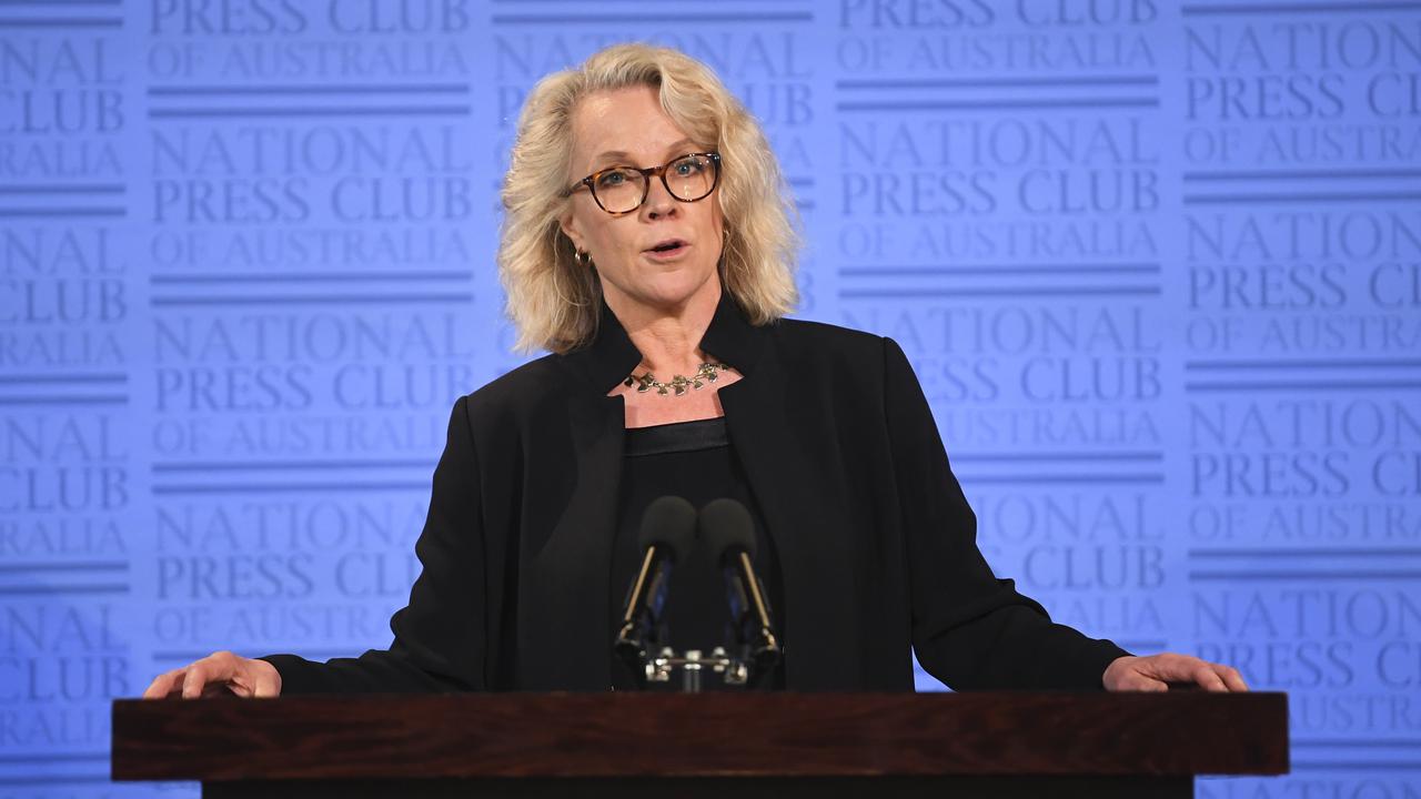 Laura Tingle addressing the National Press Club in Canberra