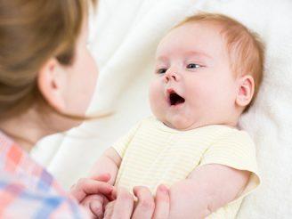 Como evolui a comunicação do bebé nos primeiros anos de vida?