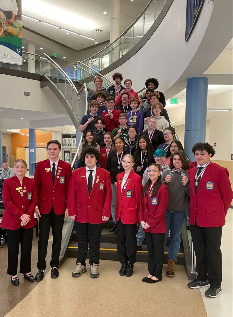 احتفل فريق SkillsUSA State بحفل توزيع الجوائز يوم الثلاثاء ، تقديراً لكل من تأهل للمنافسة في Ap