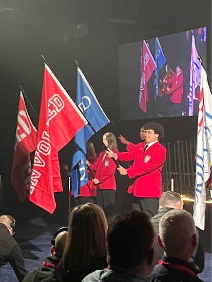 Aquí hay algunas fotos de las ceremonias de apertura de la competencia estatal de SkillsUSA