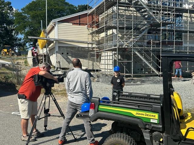 We waren verheugd om deze week de Chronicle van WCVB Channel 5 op onze site te hosten voor een komende show over onderwijs.