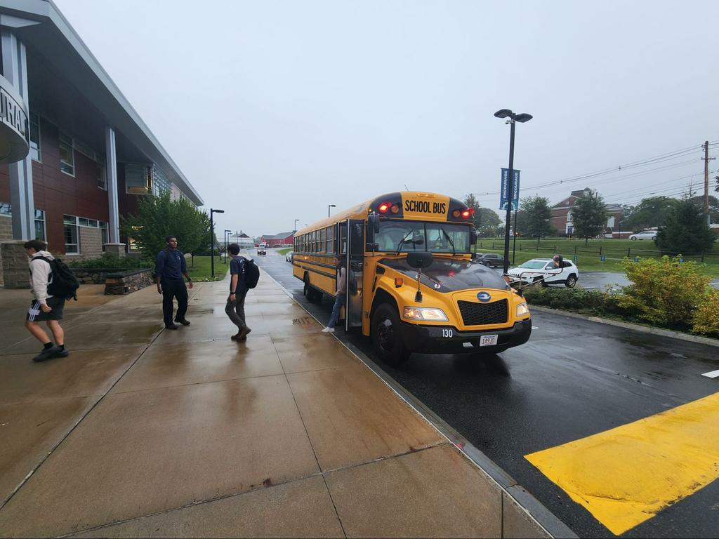 Premier bus ! Premier jour d'école!!