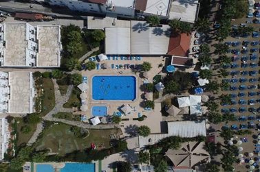 Nagi Beach Hotel Genel Görünüm 131