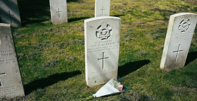 Graves of the Lancaster R5689 VN-N aircrew.