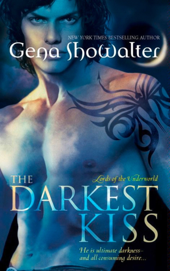 Darkest Kiss (e-bog) af Showalter, Gena