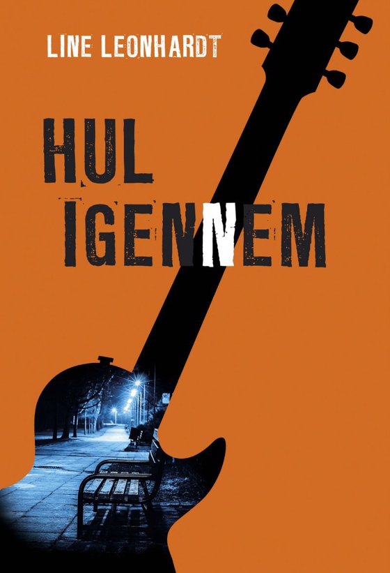 Hul igennem (e-bog) af Line Leonhardt