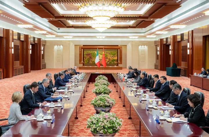 cina massimo legislatore tiene colloqui con presidente italiano del senato da Romadailynews.it cina massimo legislatore tiene colloqui con presidente italiano del senato