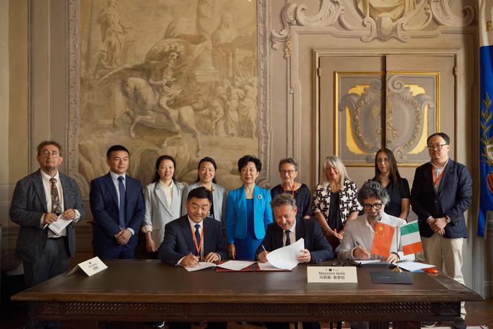 Cina Italia: cerimonia di inaugurazione all’estero di “Carnevale globale ceramica 1819” di Jingdezhen Cina Italia: cerimonia di inaugurazione all’estero di “Carnevale globale ceramica 1819” di Jingdezhen