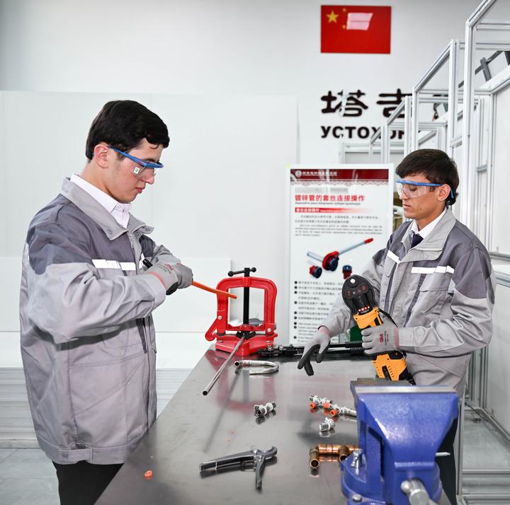 tagikistan laboratorio per la formazione professionale a dushanbe