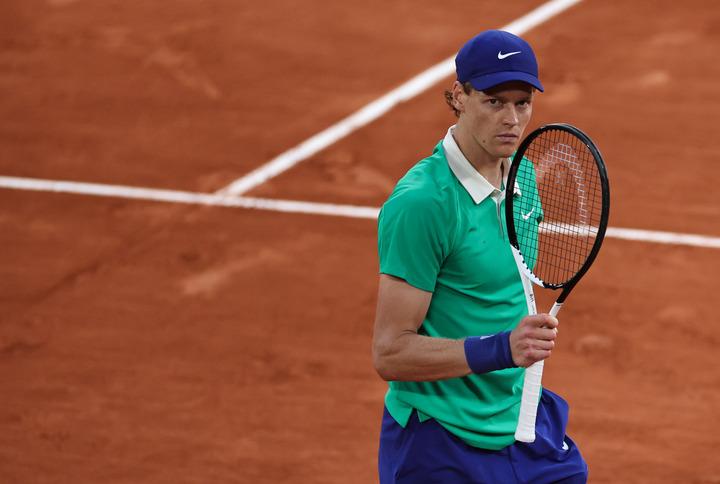 Francia: Sinner vince semifinale del singolare maschile di French Open e avanza in finale Francia: Sinner vince semifinale del singolare maschile di French Open e avanza in finale