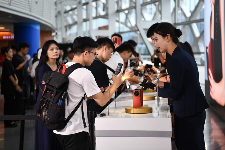 Cina: sistema operativo nazionale HarmonyOS attira oltre 8 mln di sviluppatori Cina: sistema operativo nazionale HarmonyOS attira oltre 8 mln di sviluppatori