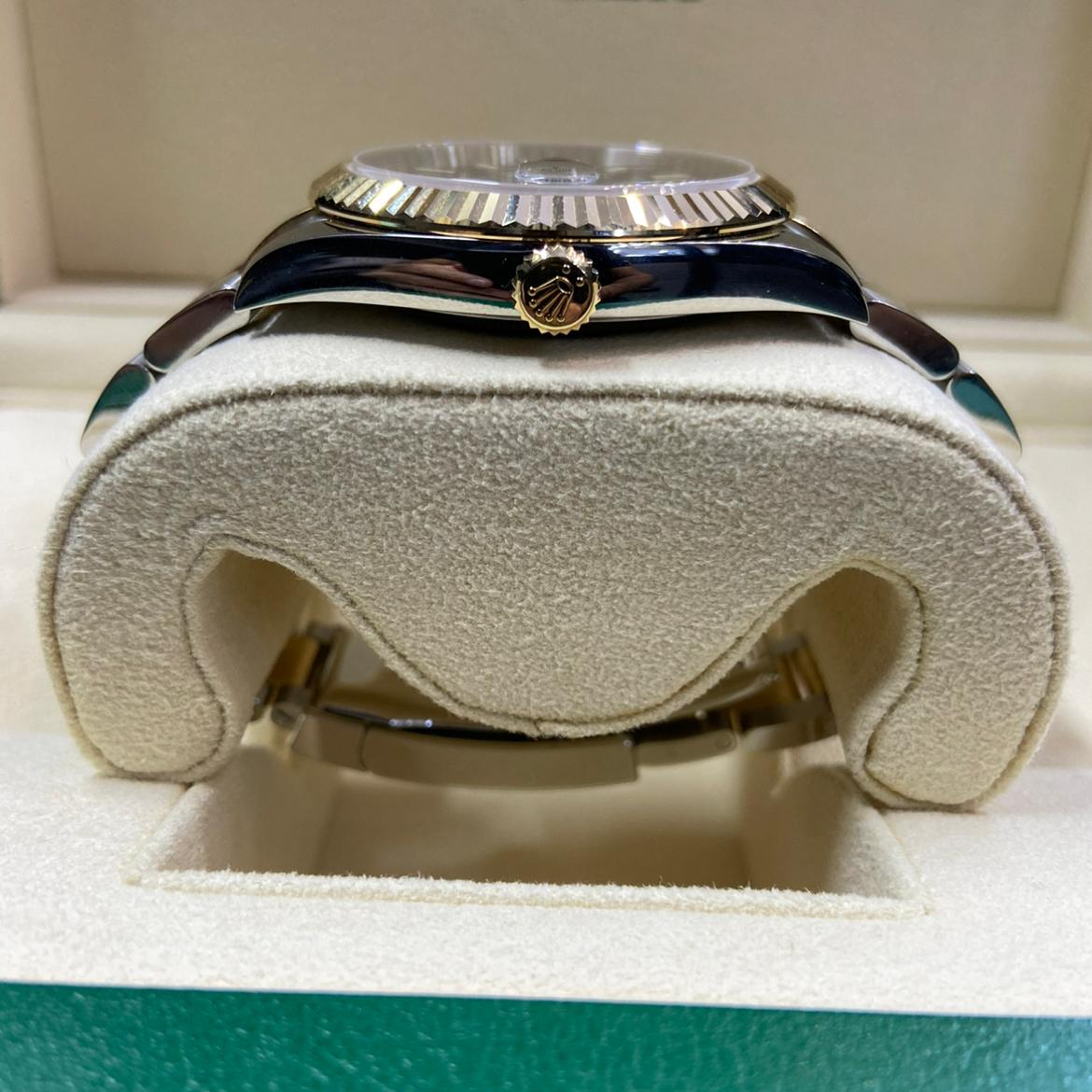 2023 Rolex Datejust 41mm 126333 Two-Tone Jubilee Black Stick