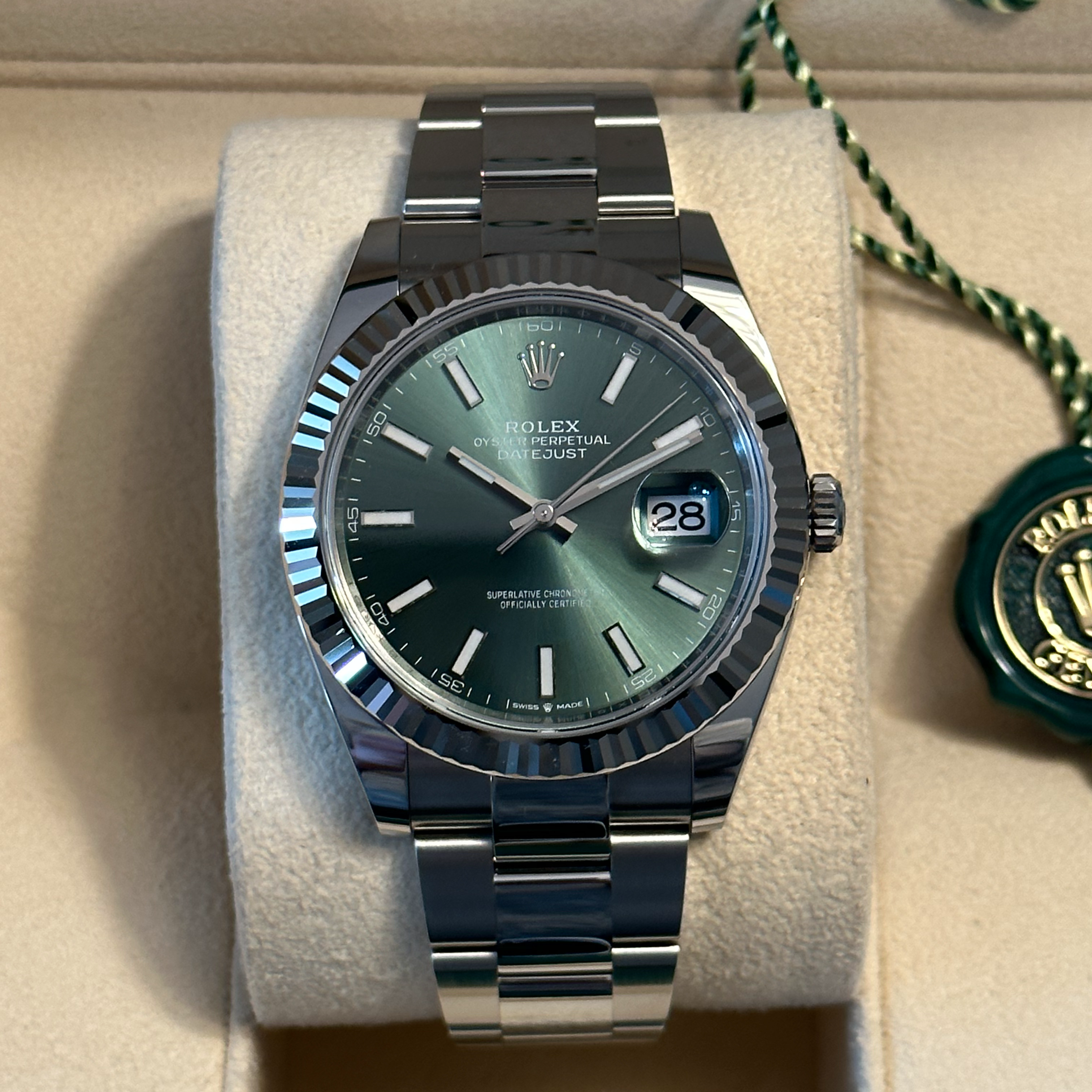 4K] The 2022 Datejust 41 Mint Green is the Rolex GREEN, that you never saw  before