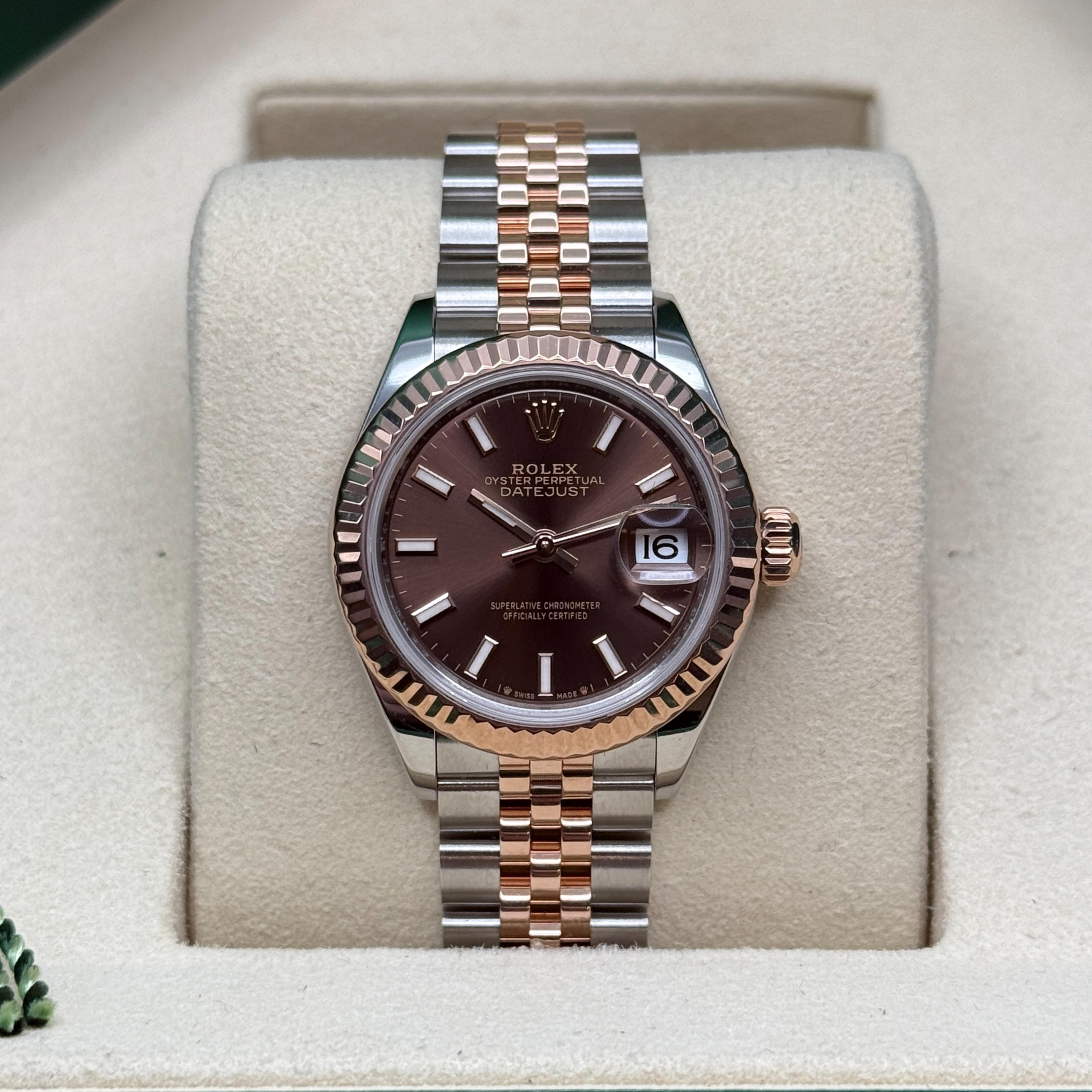 Rolex Lady-Datejust 28 Two-Tone / Fluted / Chocolate / Jubilee