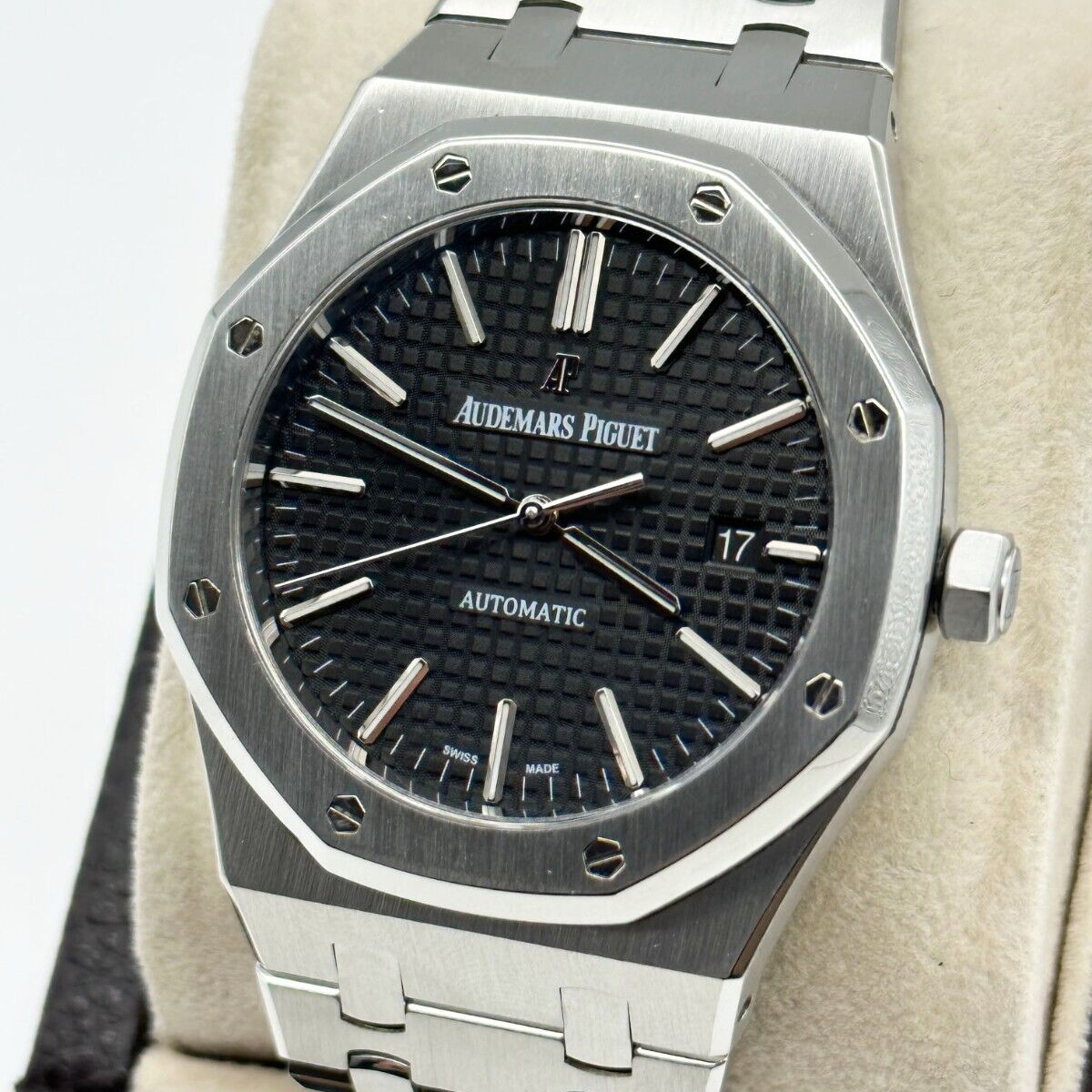 Audemars Piguet Royal Oak Black Dial Men's Watch 15400STOO1220ST01  15400ST.OO.1220ST.01 845960041546 - Watches, Royal Oak - Jomashop