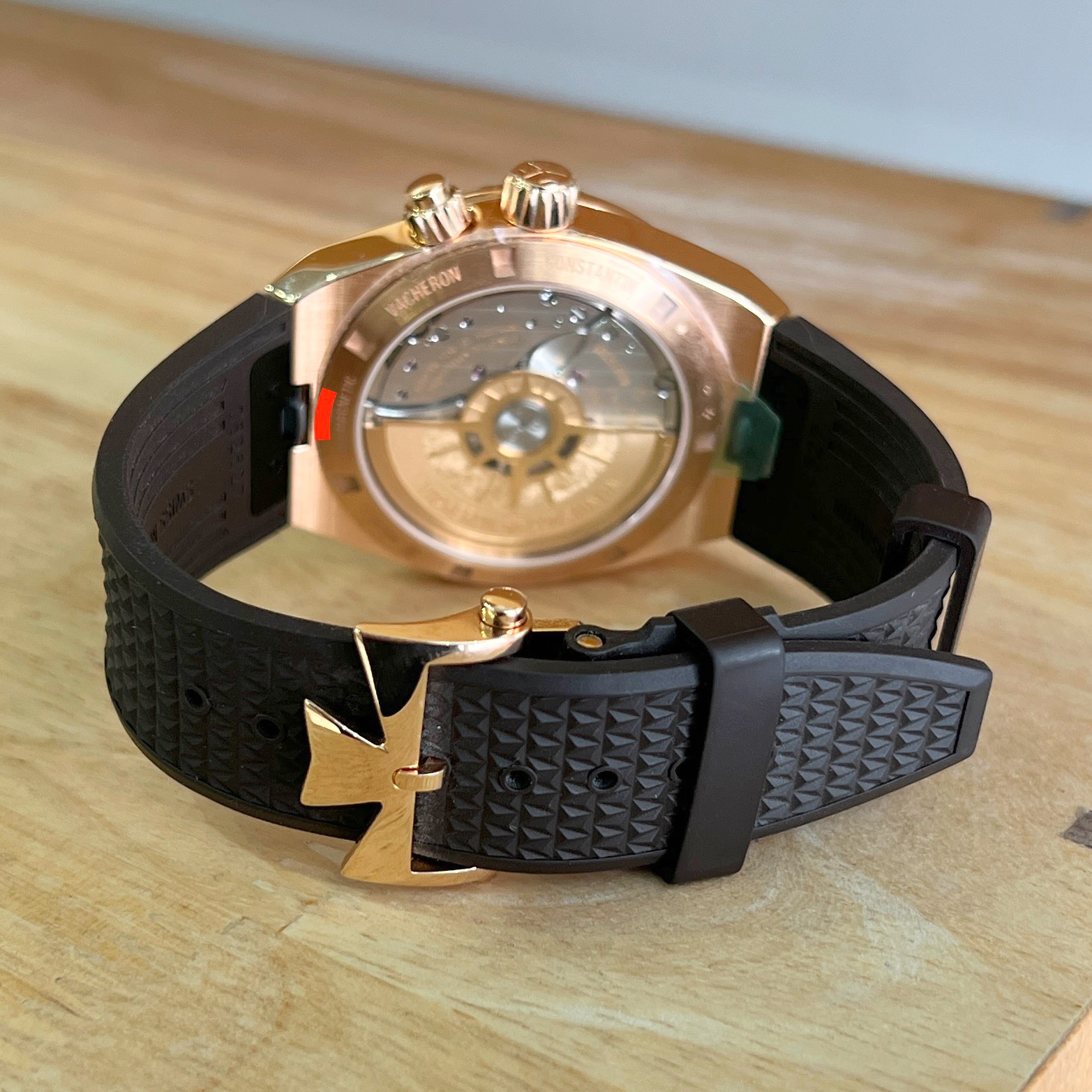 VACHERON CONSTANTIN OVERSEAS DUALTIME ROSE GOLD – Exclusive Timepieces