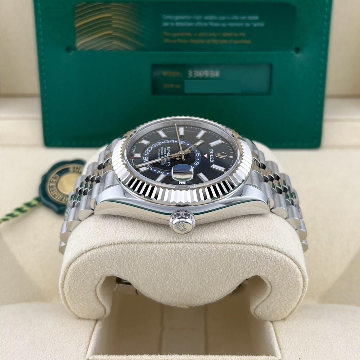 hiromi0426です！ Rolex Sky-Dweller 42 Steel / Fluted / Blue / Jubilee 336934