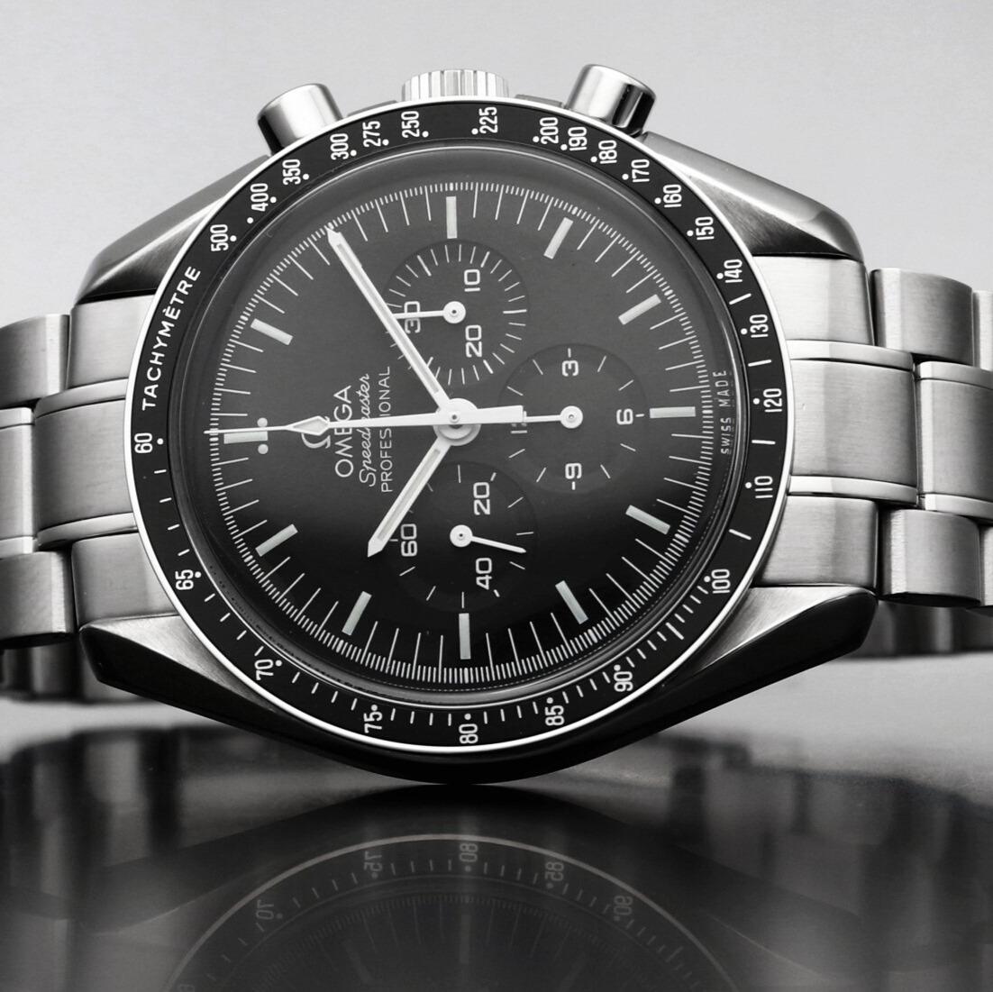 時計 OMEGA Speedmaster professional 3572-50 Omega Speedmaster Professional 3572.50 overview - YouTube