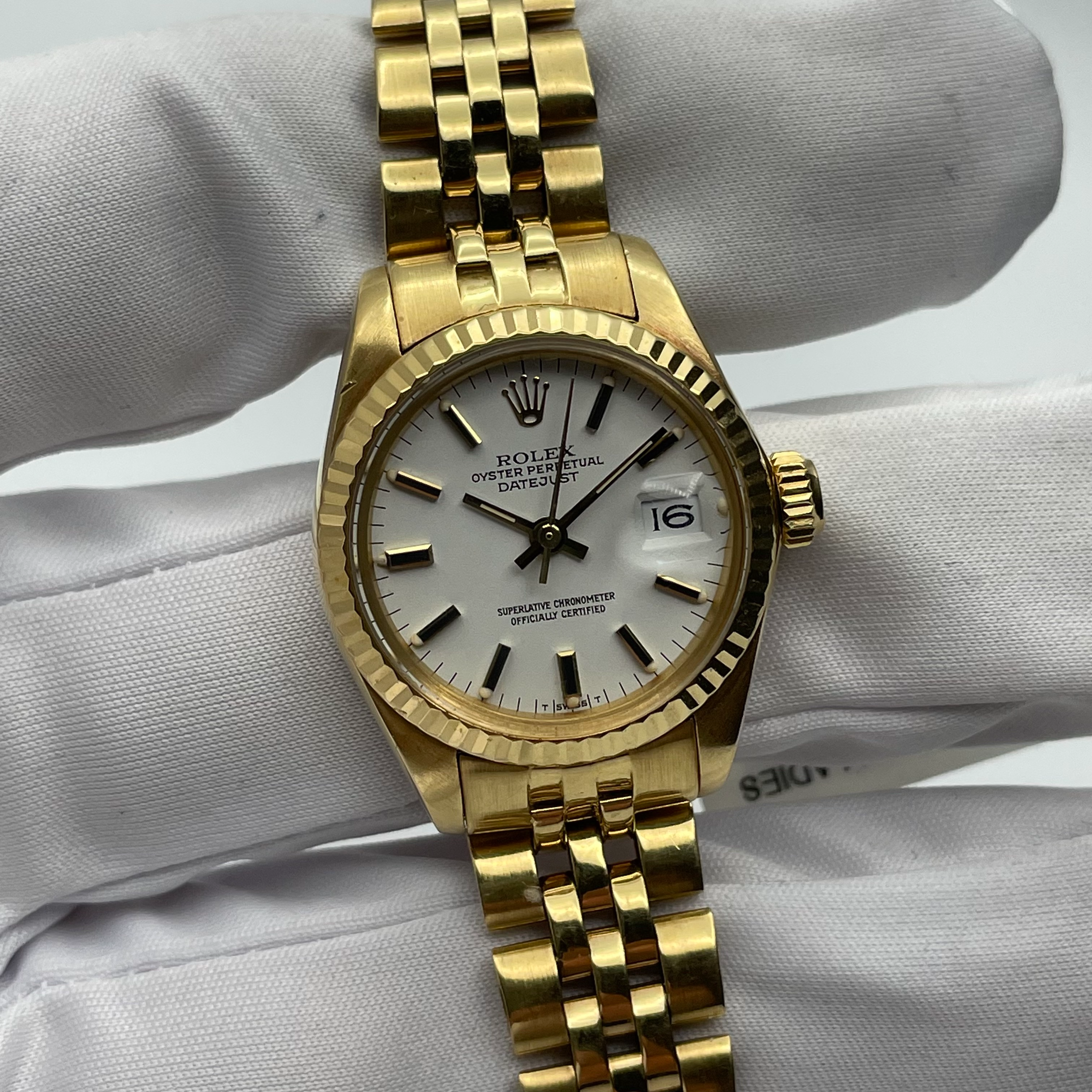 Lady's Rolex 18K Gold Oyster Perpetual Datejust ref 6917 circa 1978