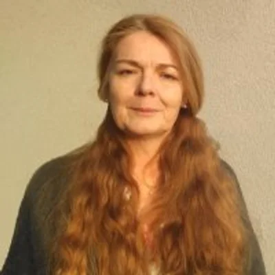 Dr.in Jasmin Novak