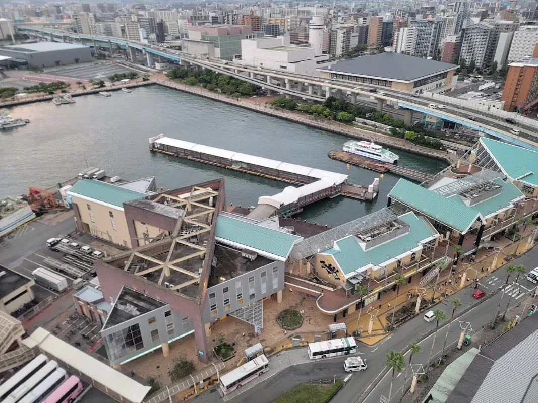 博多港塔 8