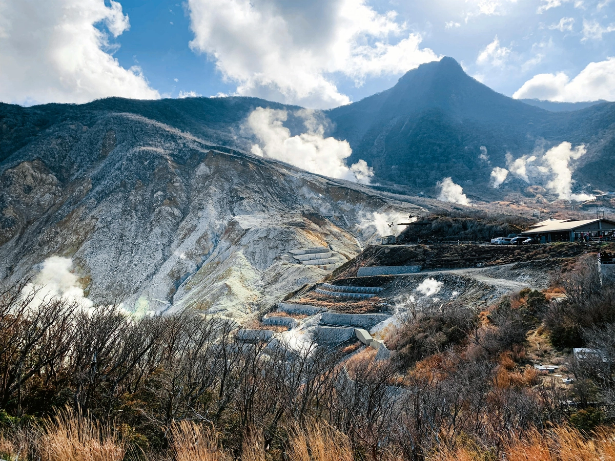 Owakudani Valley 2