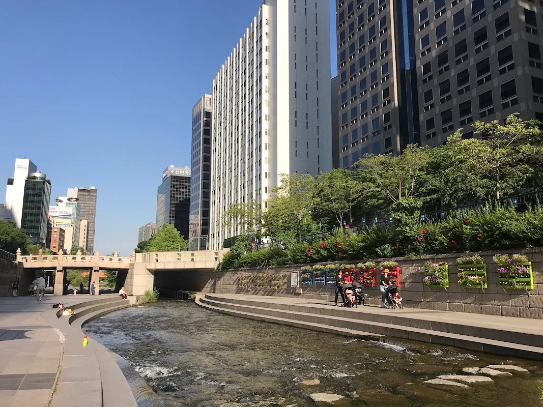 Cheonggyecheon Stream 5