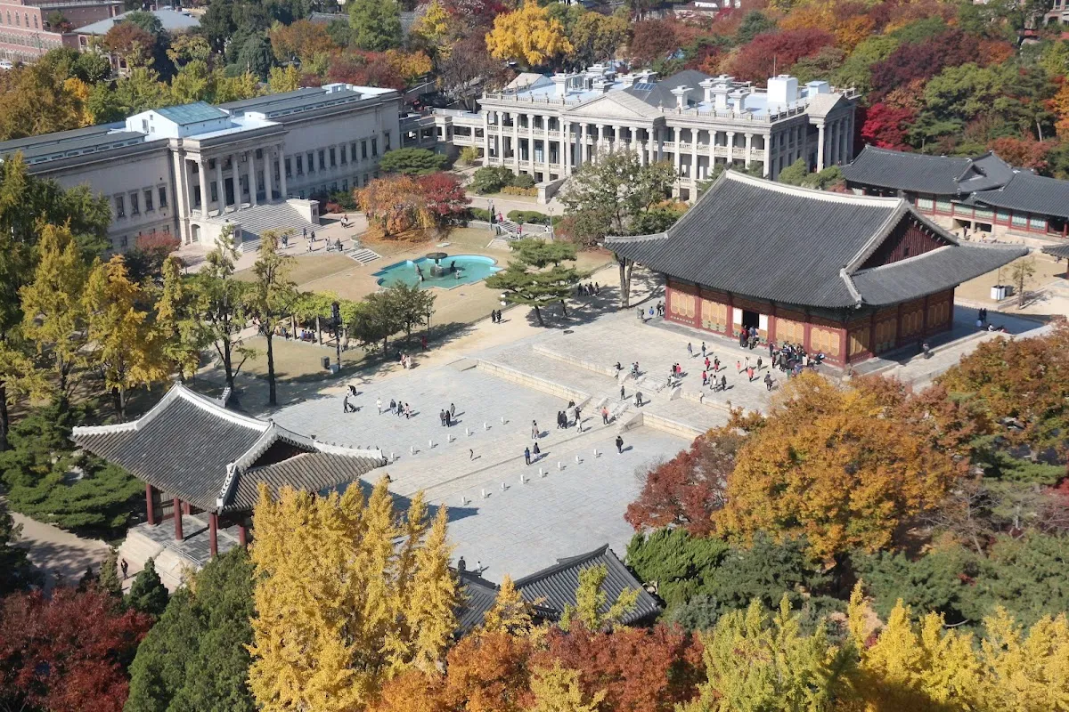 Deoksugung Palace 2