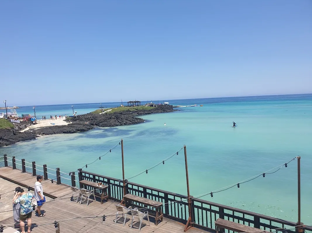 Hamdeok Beach 7