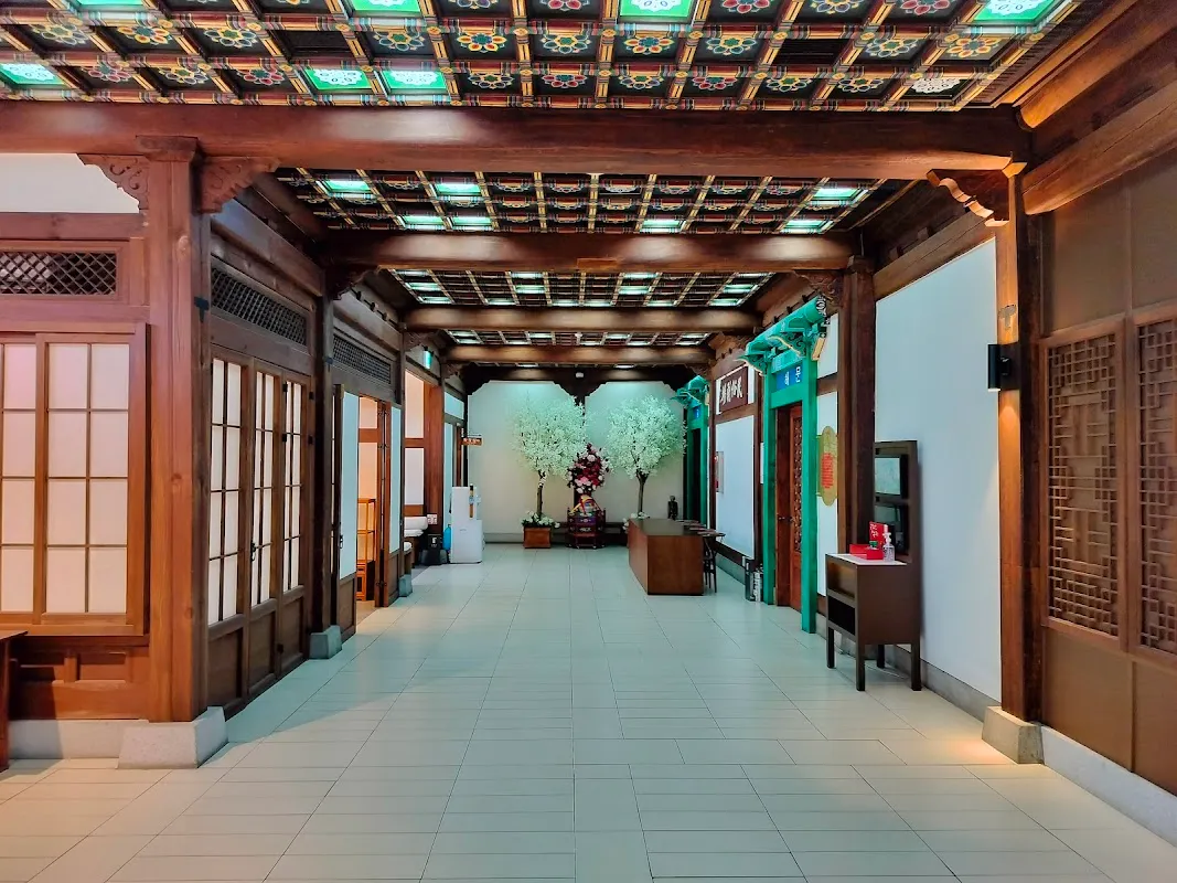 Korea House 8