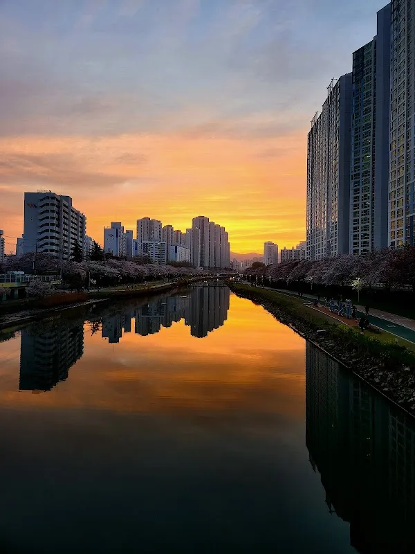Oncheon-cheon 2