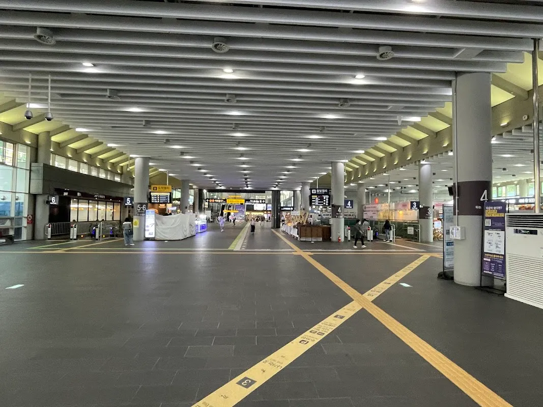 水西駅 3