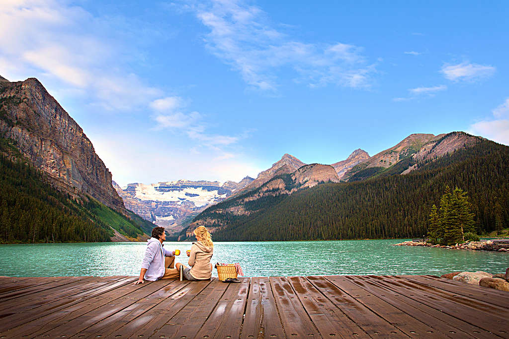 Lake Louise Vacation, Canada Vacations - 2024/25