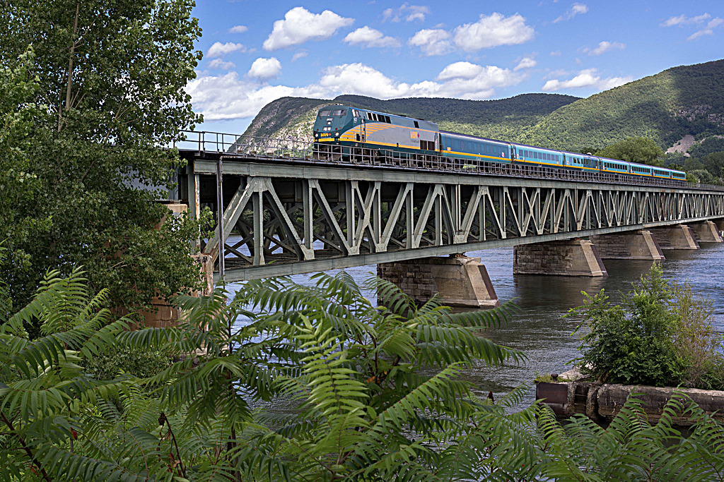 VIA Rail – Montreal to Quebec City 