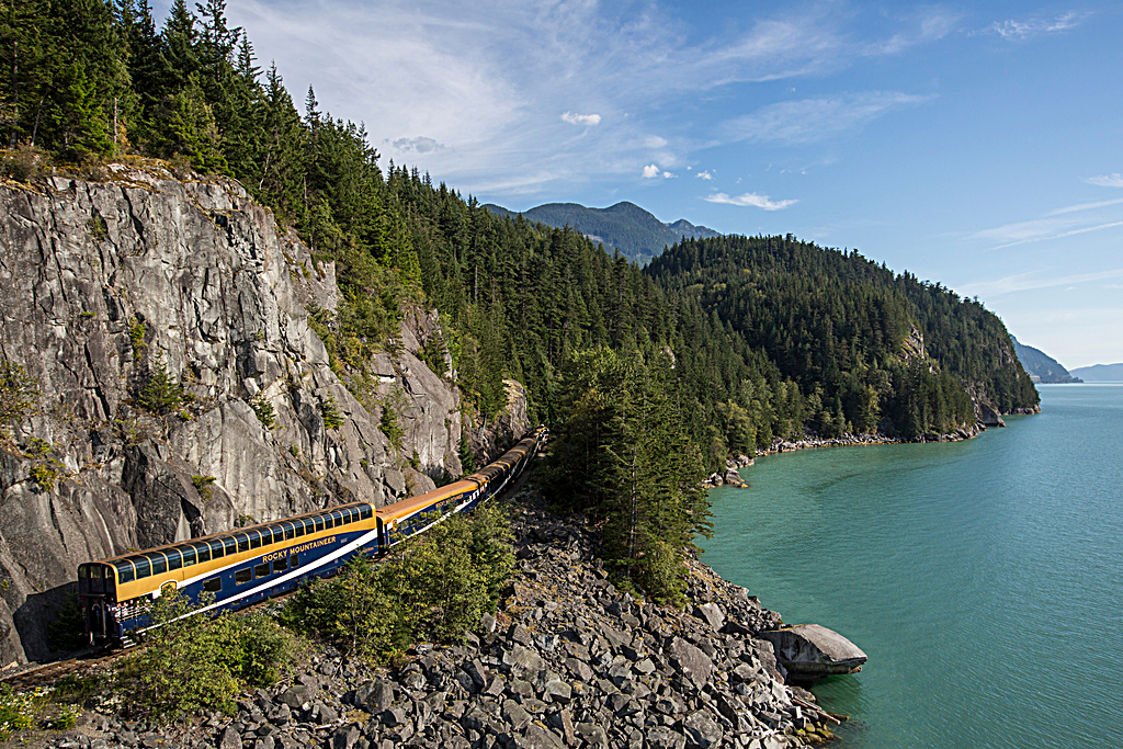 Rocky Mountaineer Train - Whistler to Vancouver