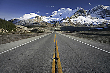 Explore Banff National Park and the Icefields Parkway