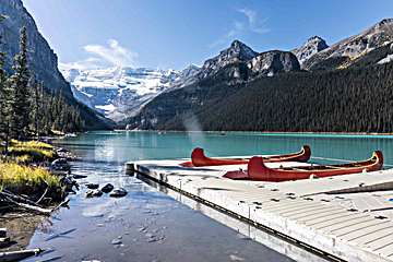 Enjoying Lake Louise and Transfer to Banff 