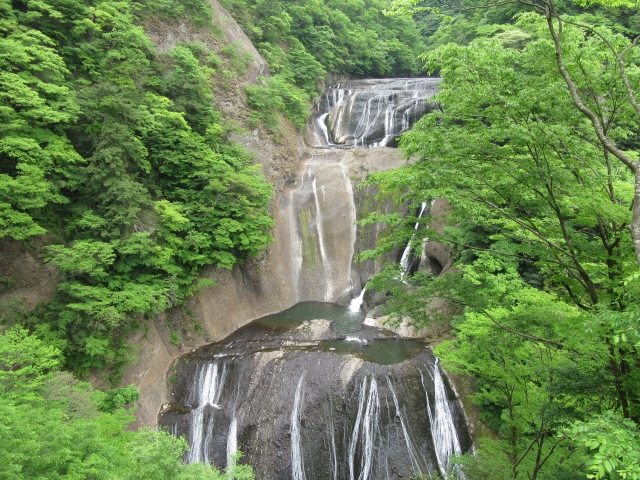 袋田瀑布