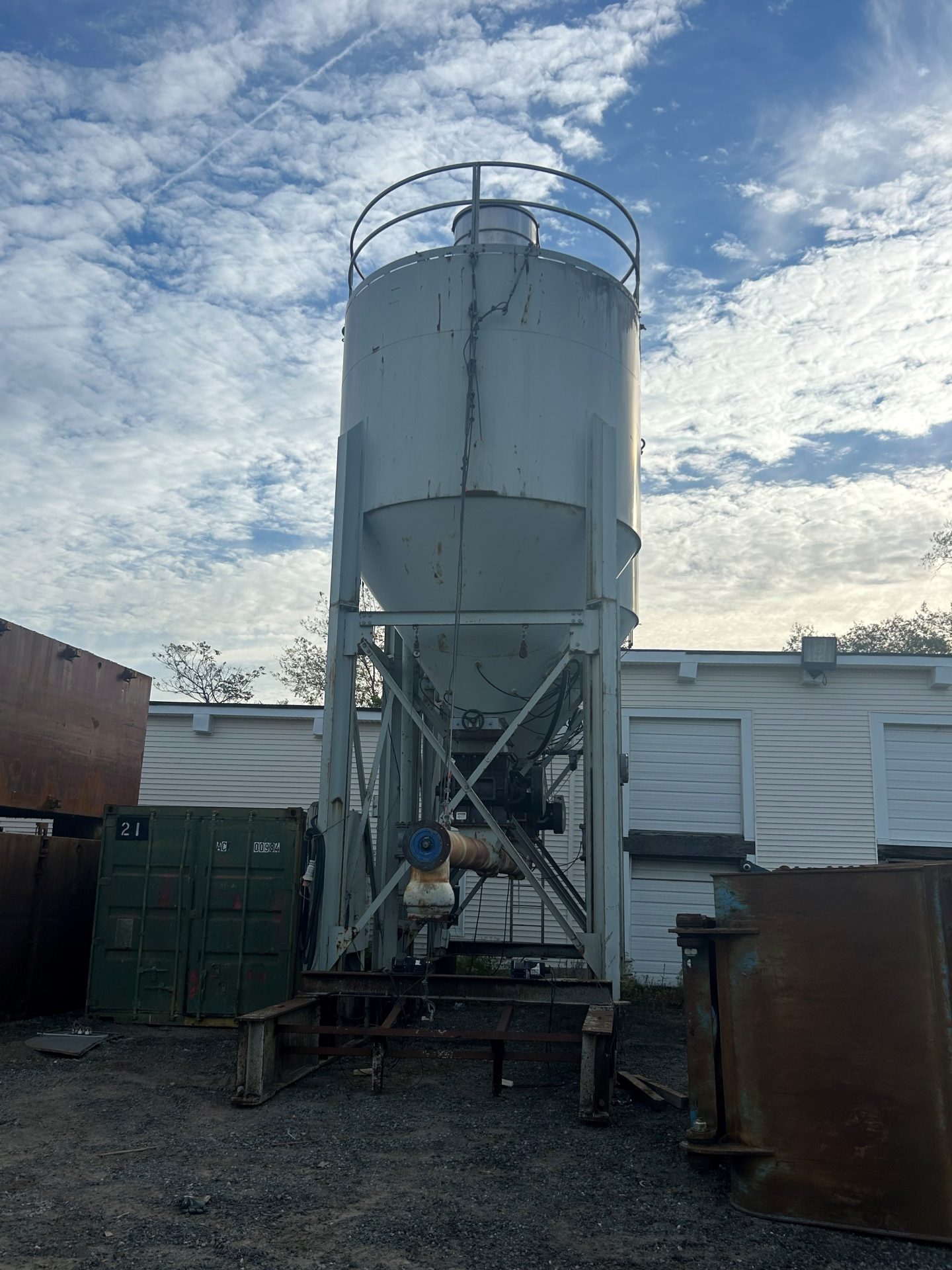 (2) Cement Silos with Blower