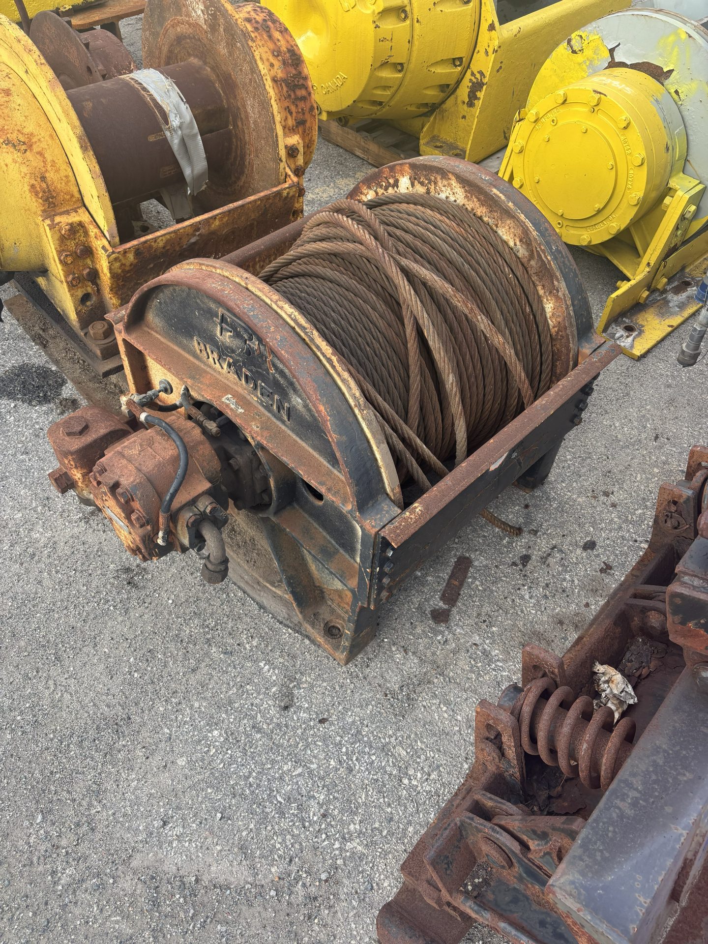 Braden Single Drum Winch
