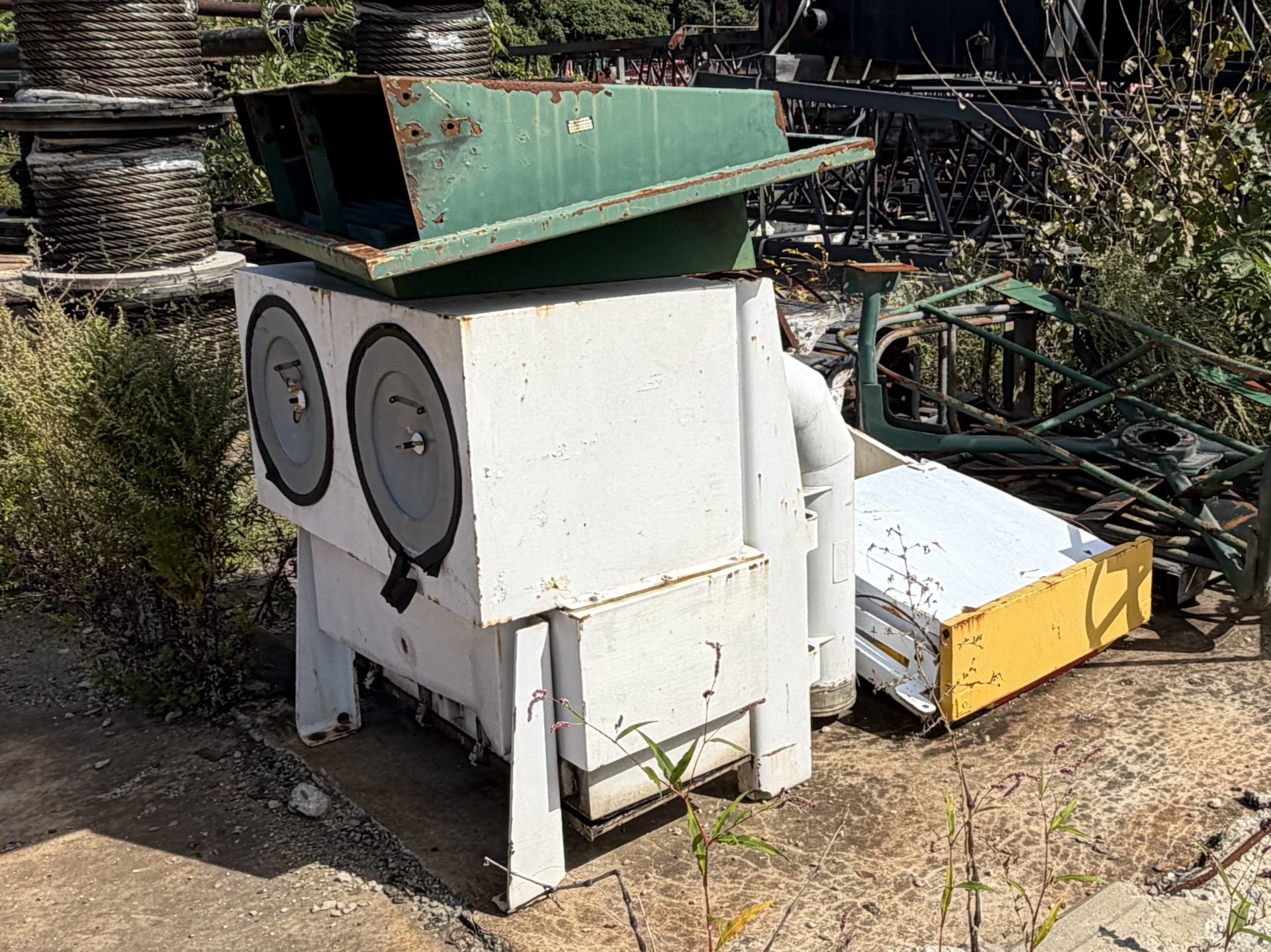 Air Intake Box for a Liebherr 994