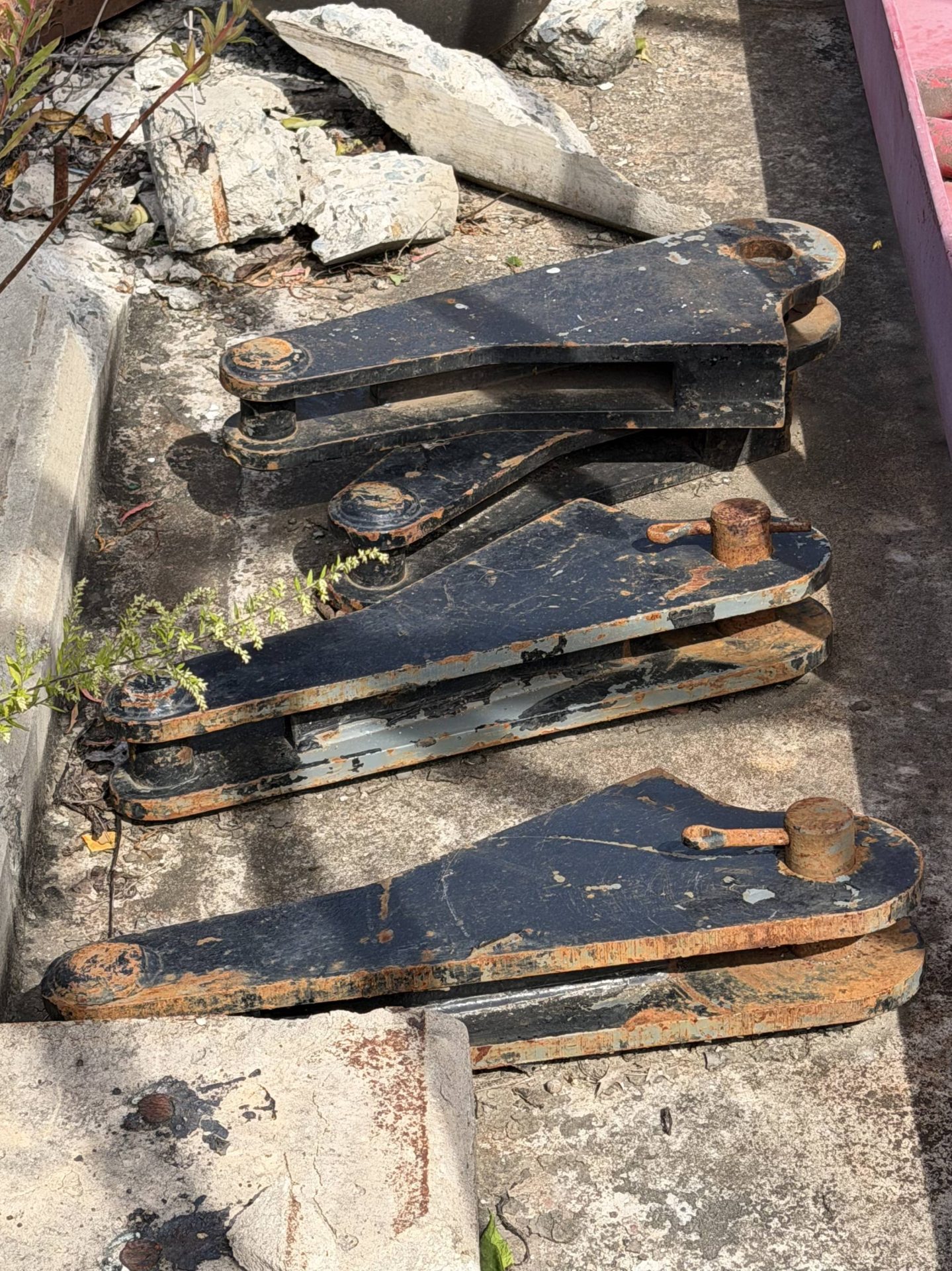 Side Frame Lifting Brackets for Manitowoc 2250