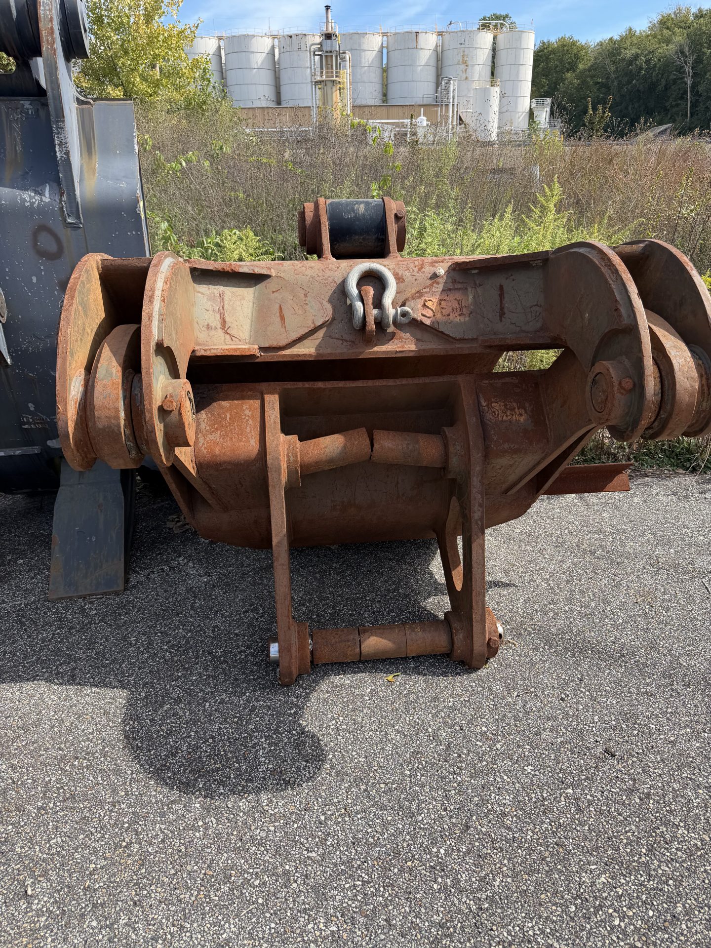 Caterpillar 345 Demo Grapple