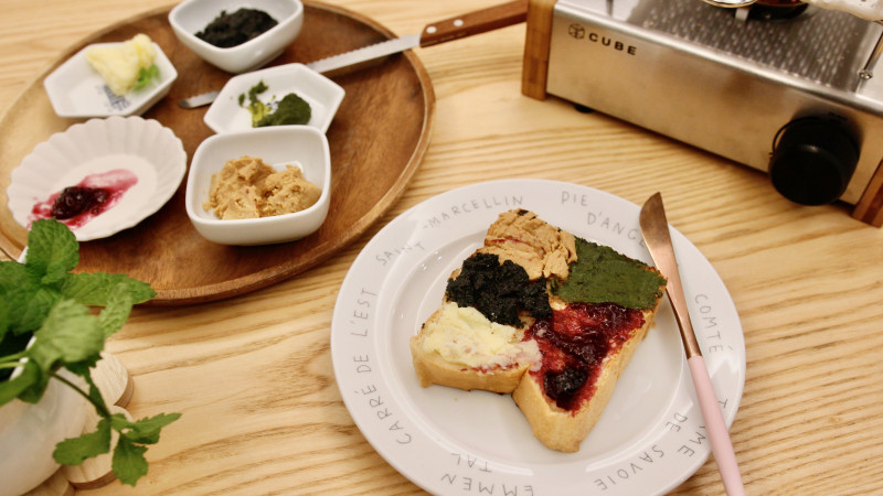 【快速做早餐】晨烤5分鐘!抹醬吐司 【快速做早餐】晨烤5分鐘!抹醬吐司