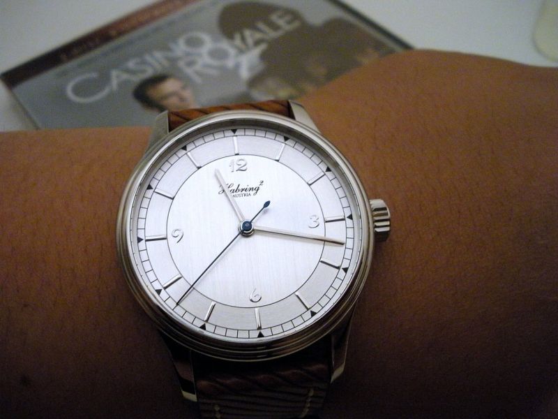 A proper dial-side wrist shot.