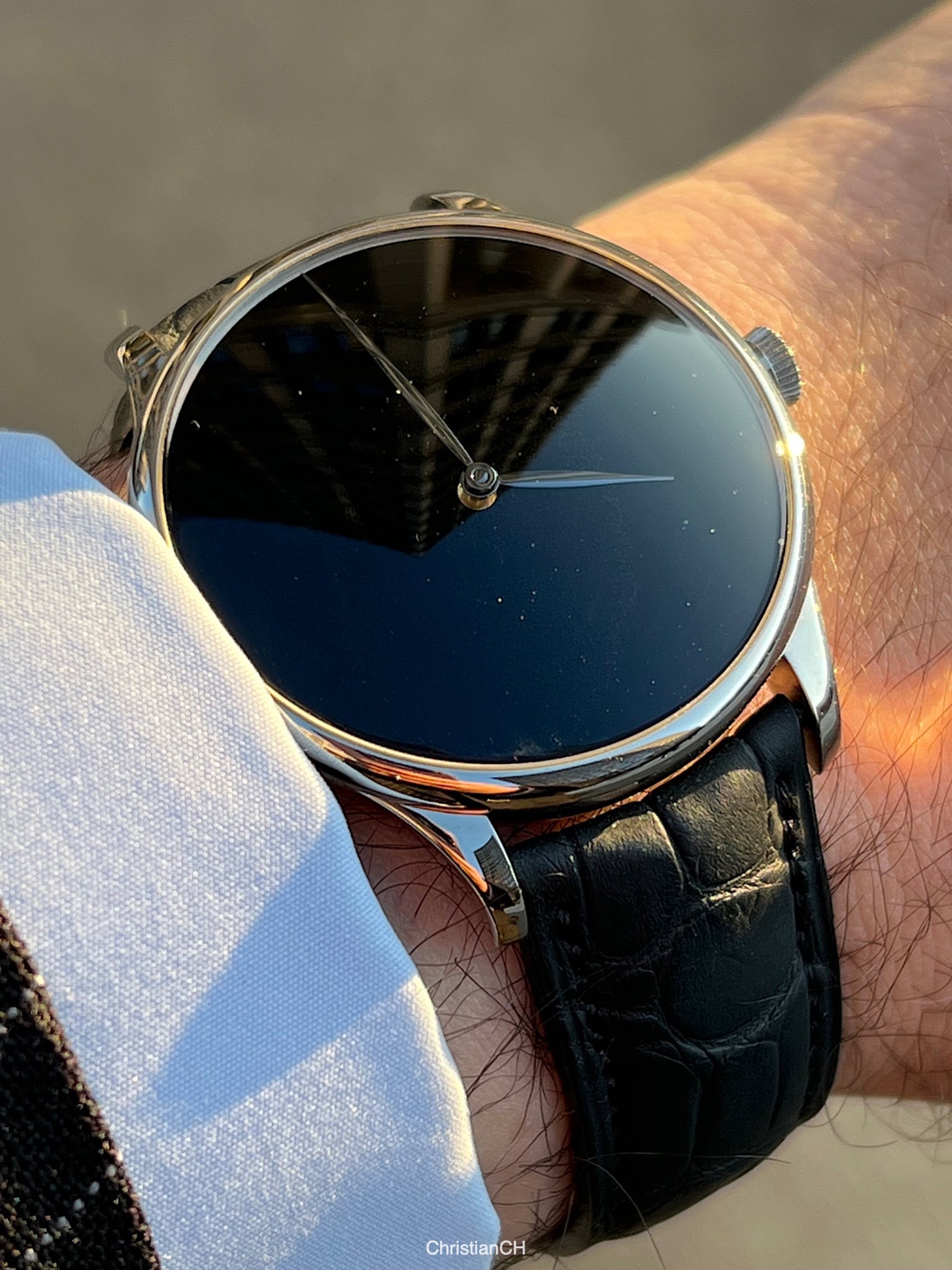 H. Moser & Cie's Vantablack-dial watches look like blackholes on your wrist