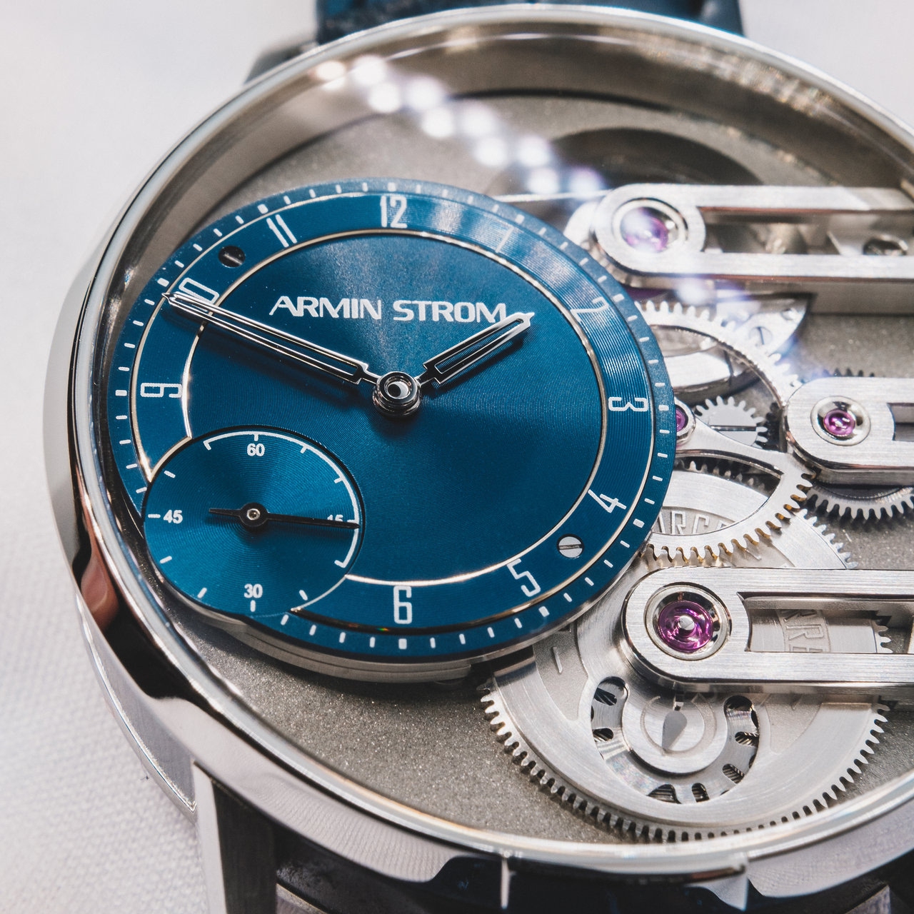 Armin Strom New Gravity Force Watch Reverses Century-Old Technology – Robb  Report